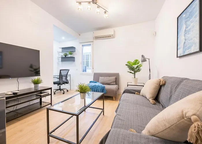 Moderno Apartamento En El Centro By Bebalmy